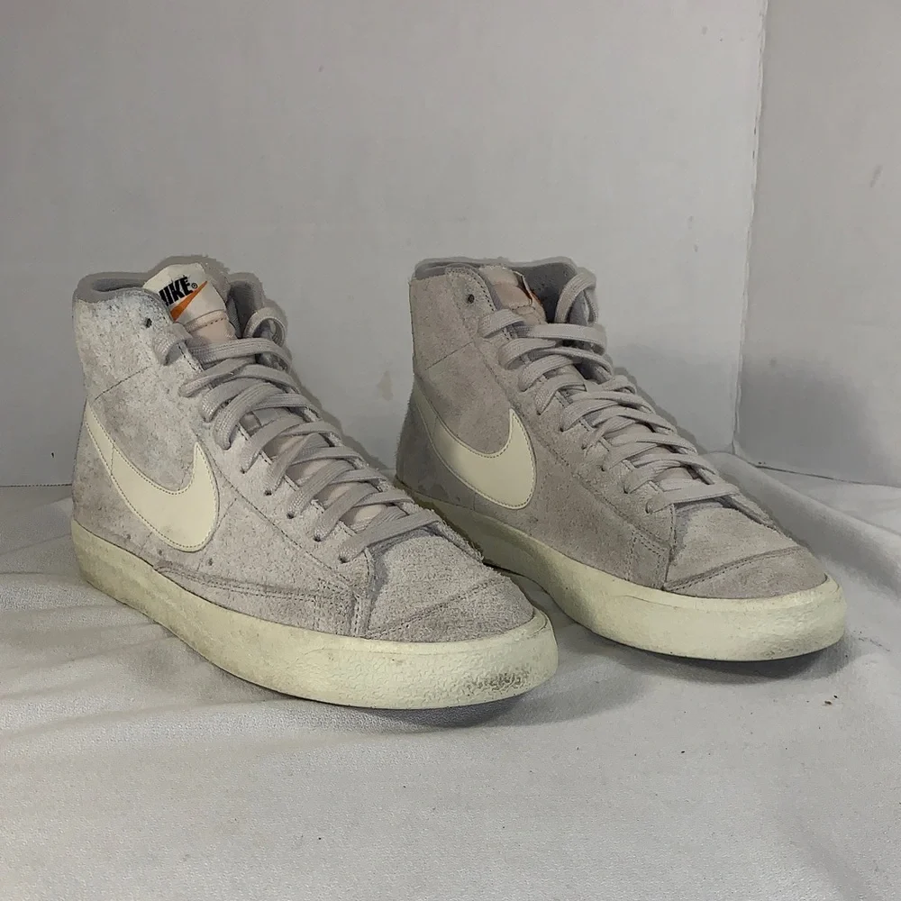 Nike Men's Blazer Mid ‘77 Premium ‘Medium Grey’ Sneakers
